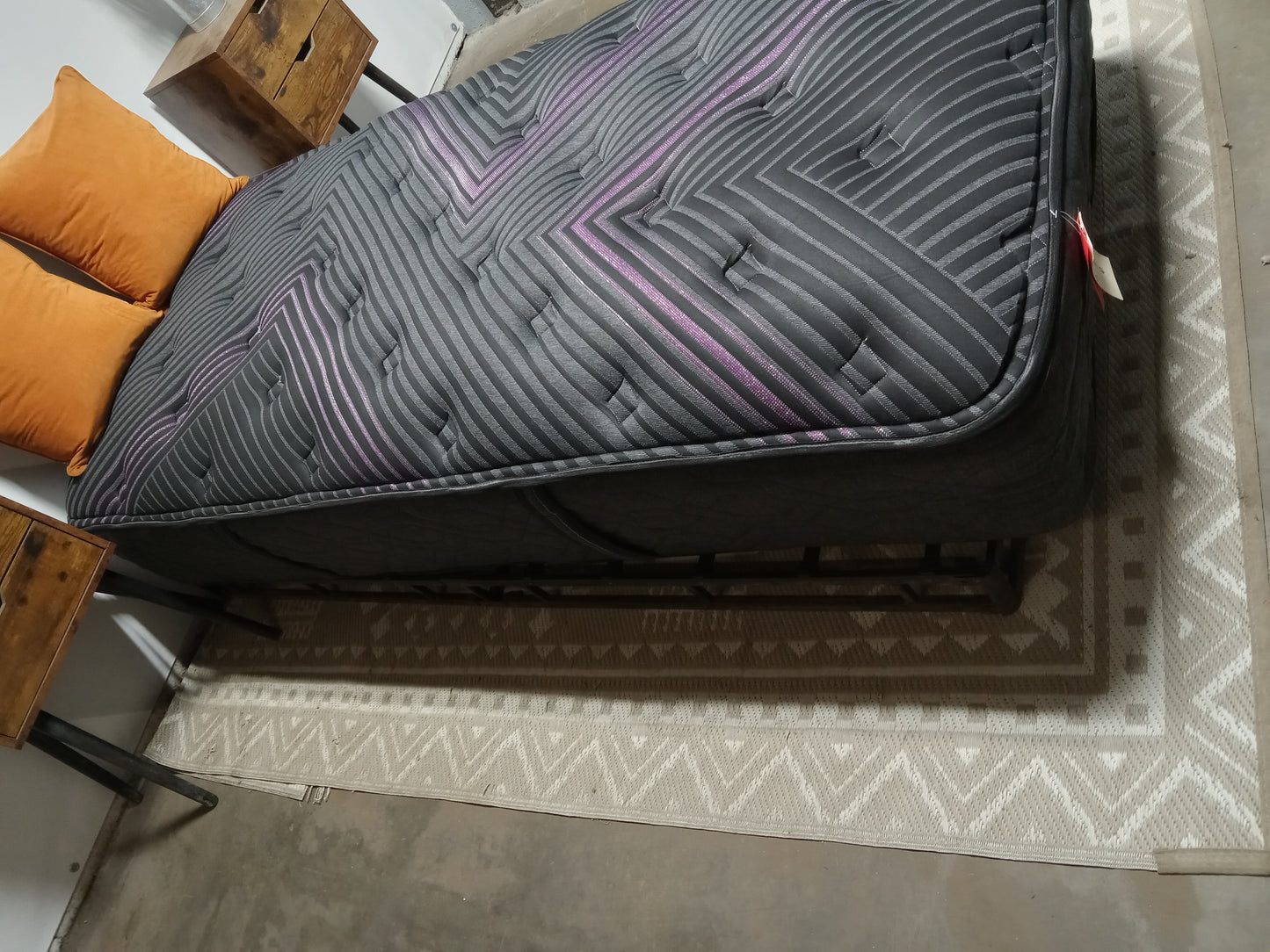 Beautyrest | Black Series 2 | 15.5" Twin XL Mattress