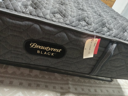 Beautyrest | Black Series 3 | 13" Queen Mattress