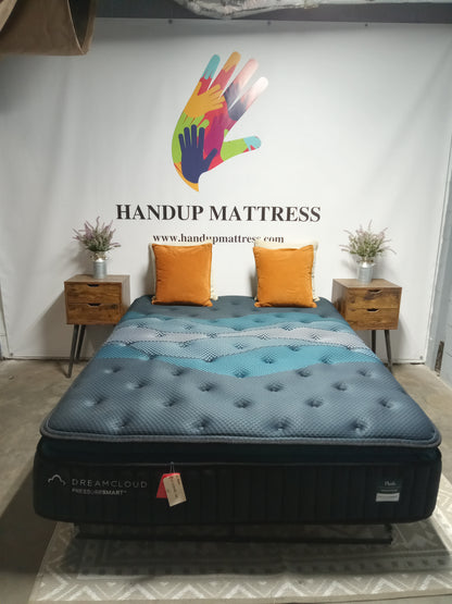 Dreamcloud | Pressursmart Plush | 14" Queen Mattress
