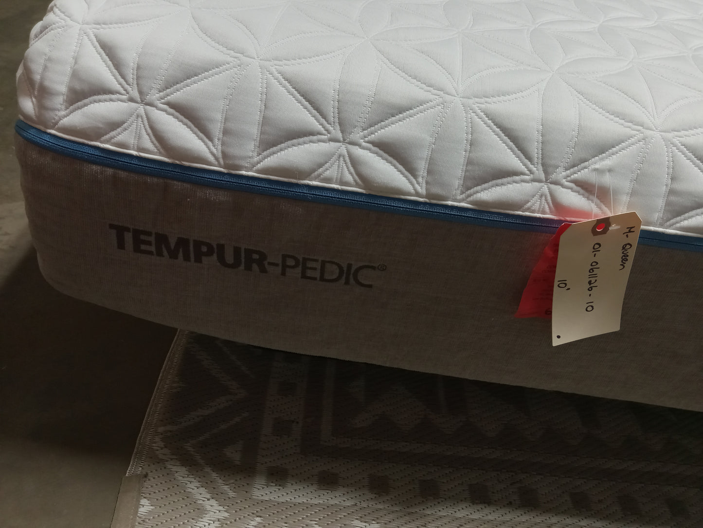 Tempur-Pedic | Tempur Cloud Supreme | 10" Queen Mattress
