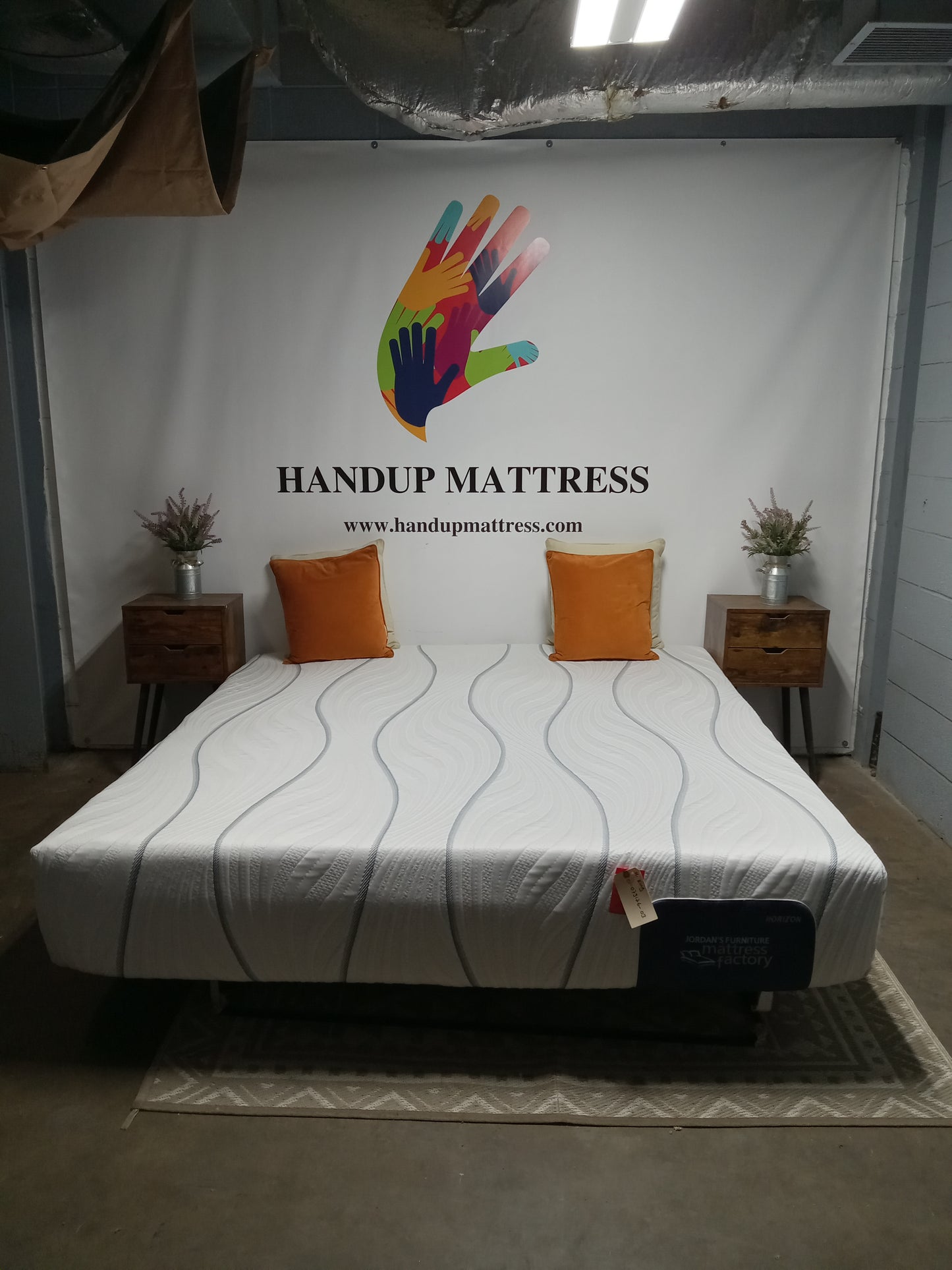 Jordan's Furniture Mattress Factory | Horizon | 12" King Mattress