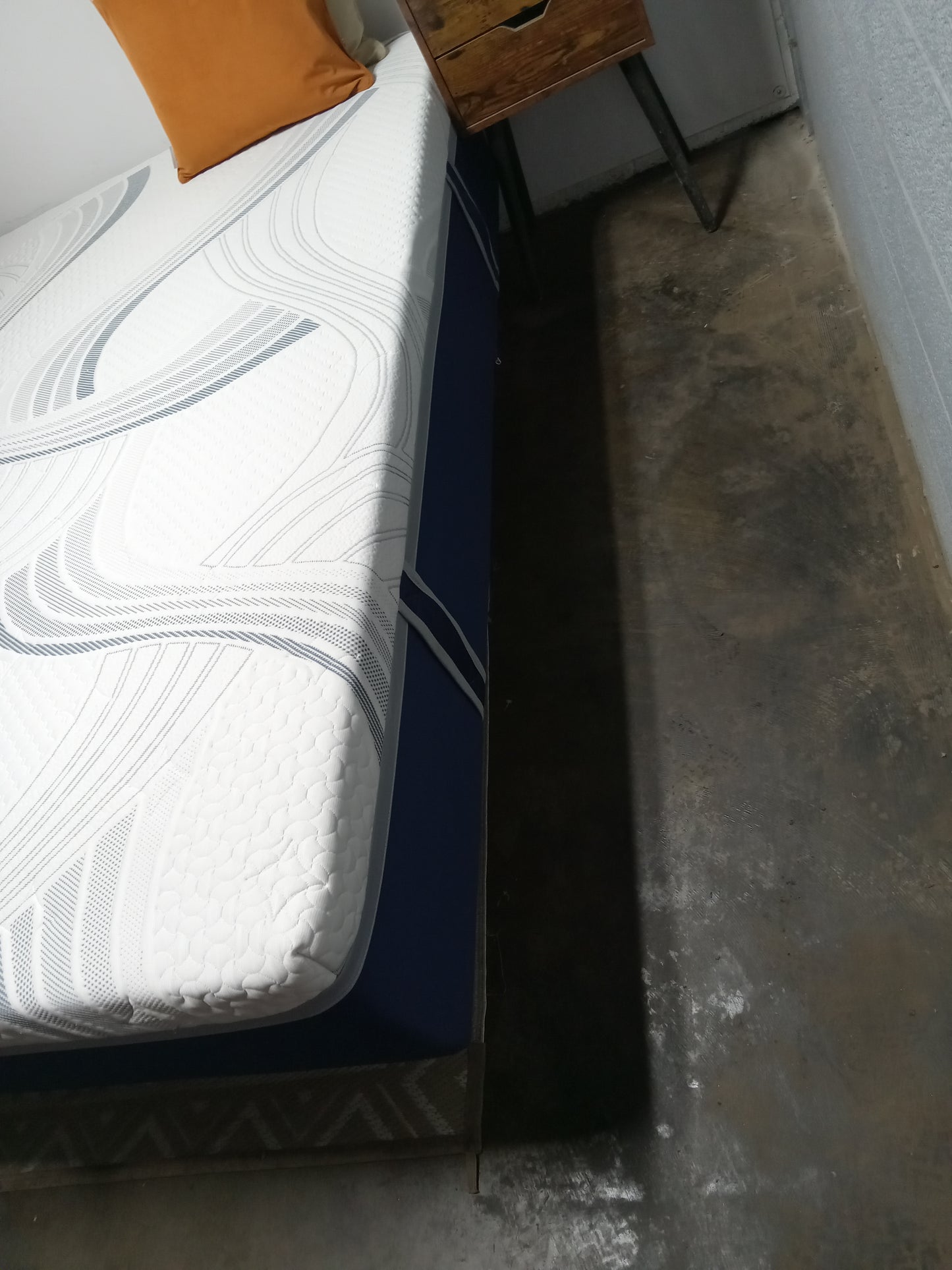 Novaform | Comfort Grande Advanced Hybrid | 14" King Mattress