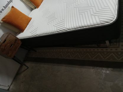 Beautyrest | Xtra Incredible Medium Hybrid | 13" Queen Mattress