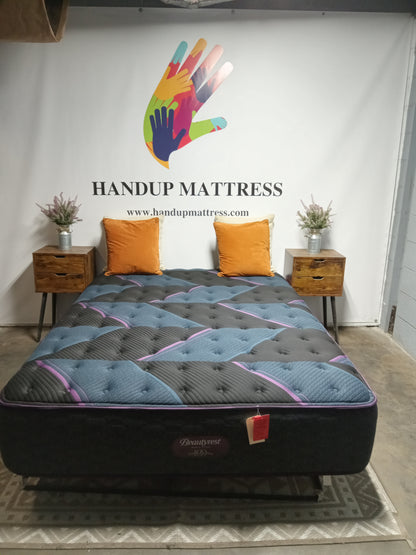 Beautyrest | World Class | 14.5" Queen Mattress