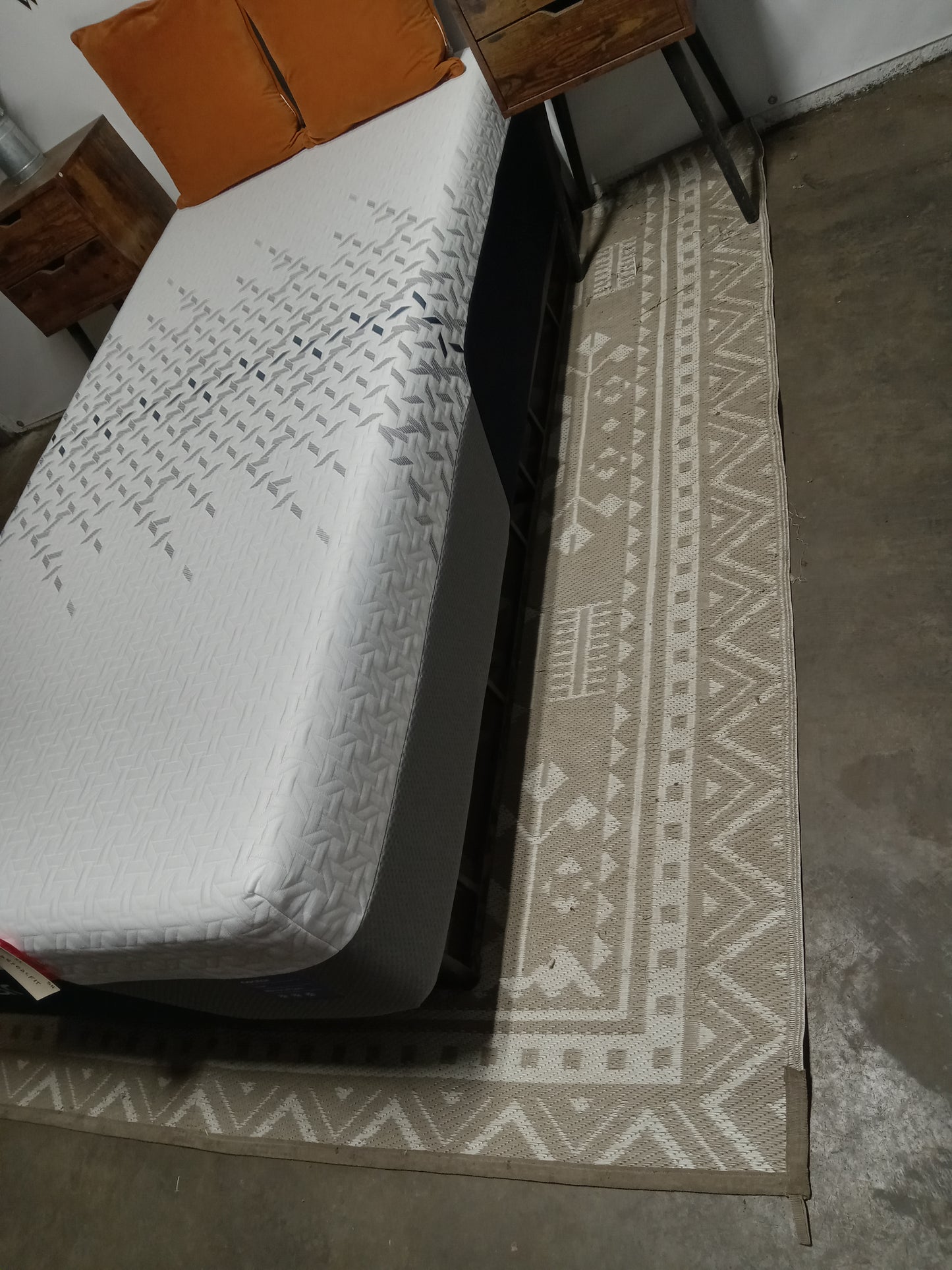 Nectar | Luxe Memory Foam | 14" Twin XL Mattress
