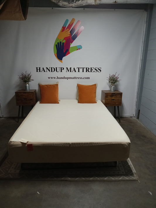 Tempur-Pedic | The Original Bed | 10" Queen Mattress