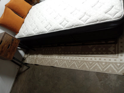 Helix | Luxe Midnight | 13.5" Twin XL Mattress