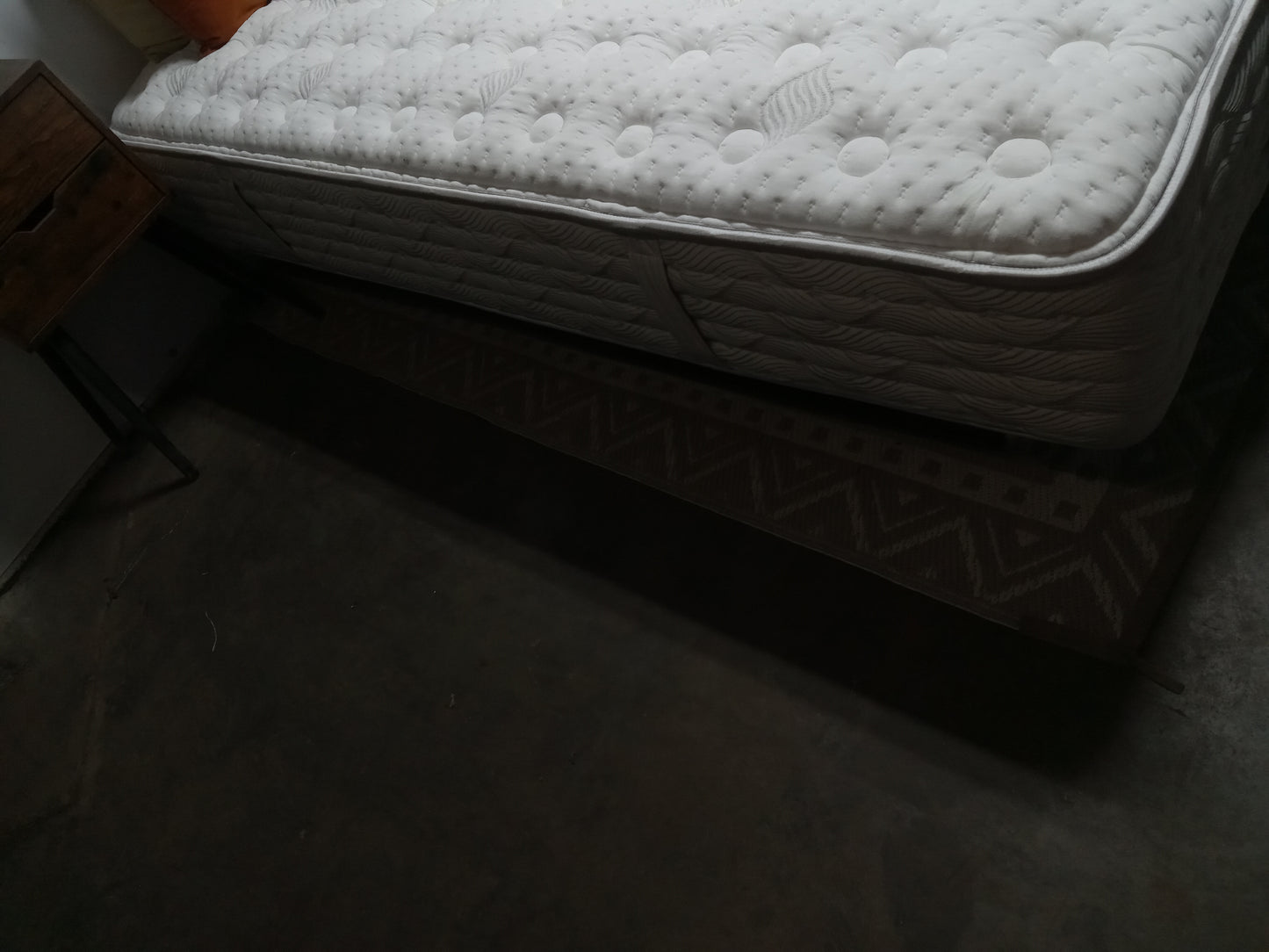 Aireloom | Timeless Oddessey II - Cypress Firm  | 13" Queen Mattress