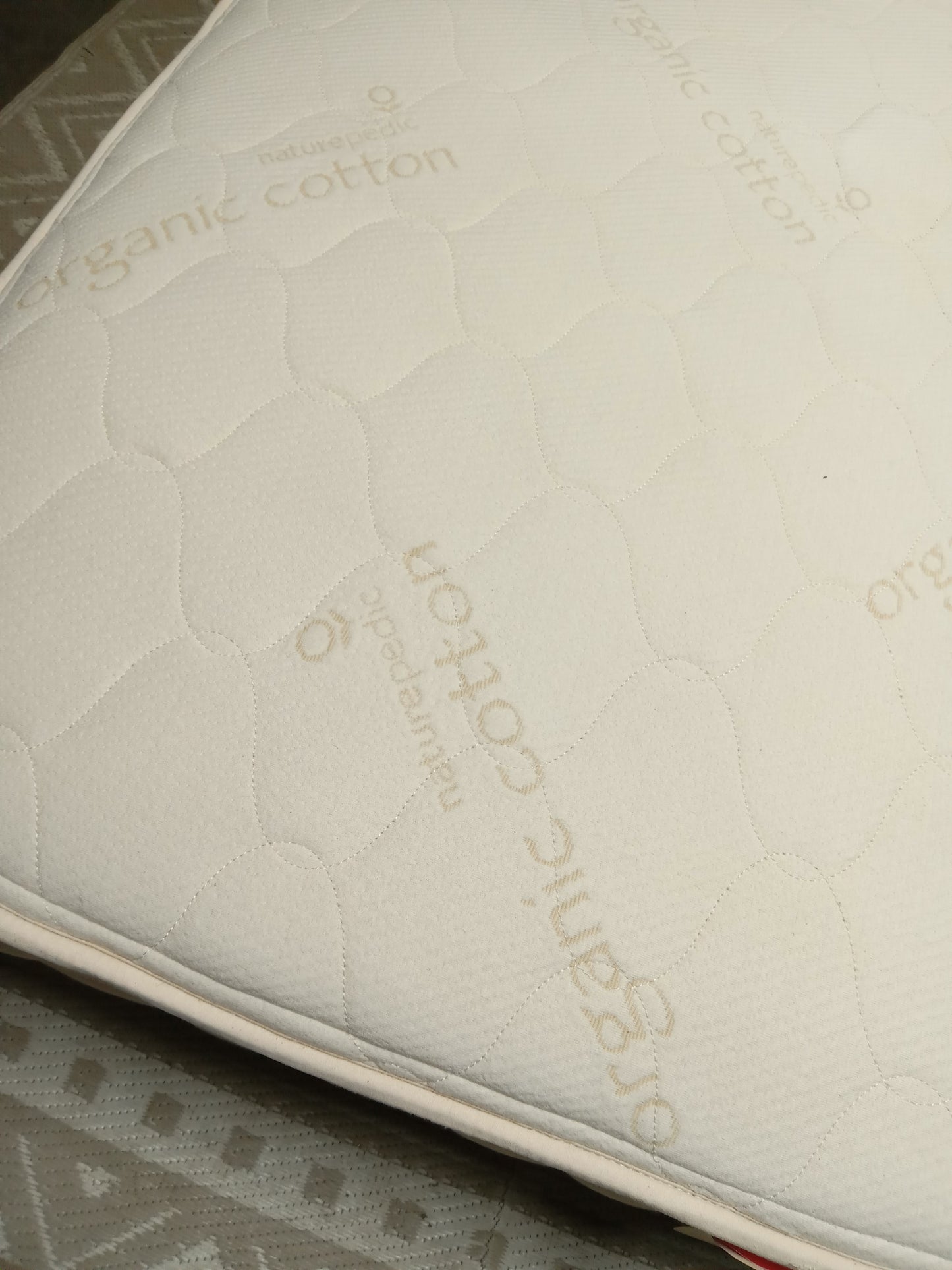 Naturepedic | 2 in 1 Waterproof Organic Kids | 7" Twin Mattress