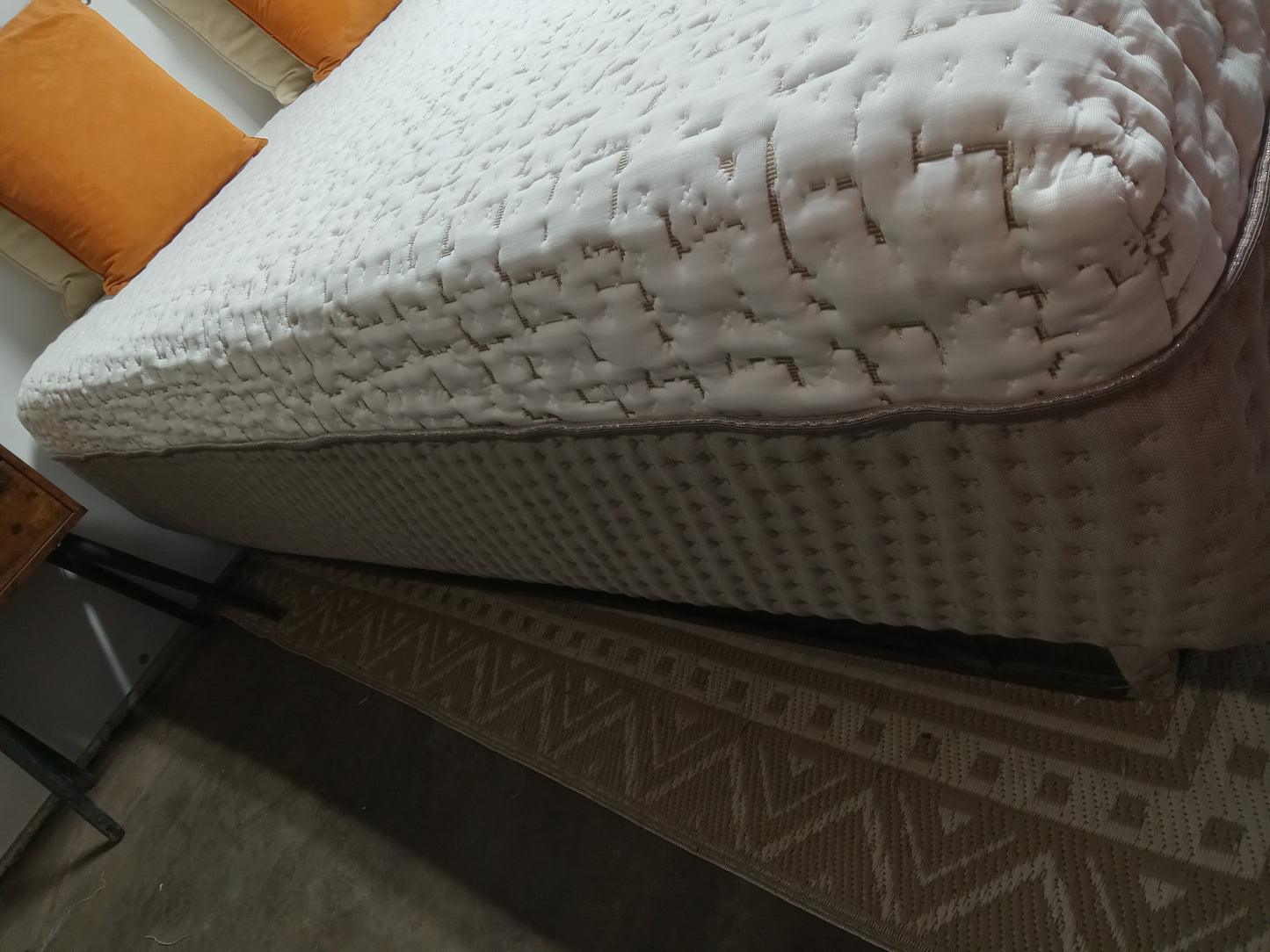 Bob-O-Pedic | Enchant Dual | 16" Queen Mattress |