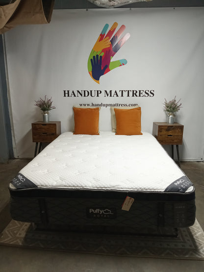 Puffy | Royal Hybrid | 14" Queen Mattress | Pre-Owned