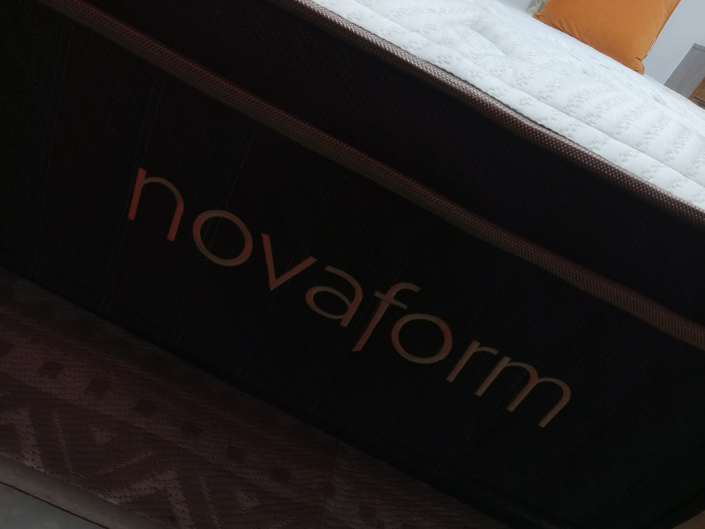 Novaform | Legacy Premier Support | 14" Queen Mattress