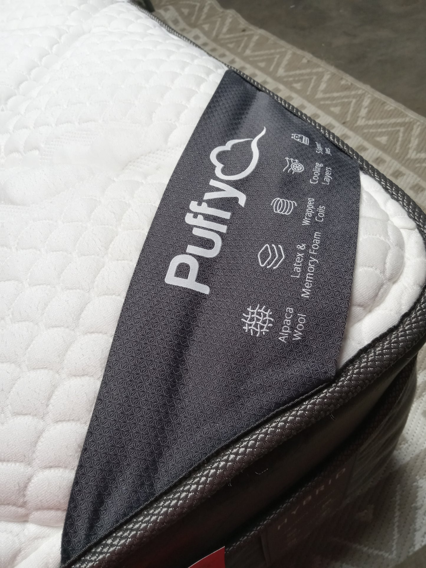 Puffy | Monarch | 16" Twin XL Mattress | Pre-Owned