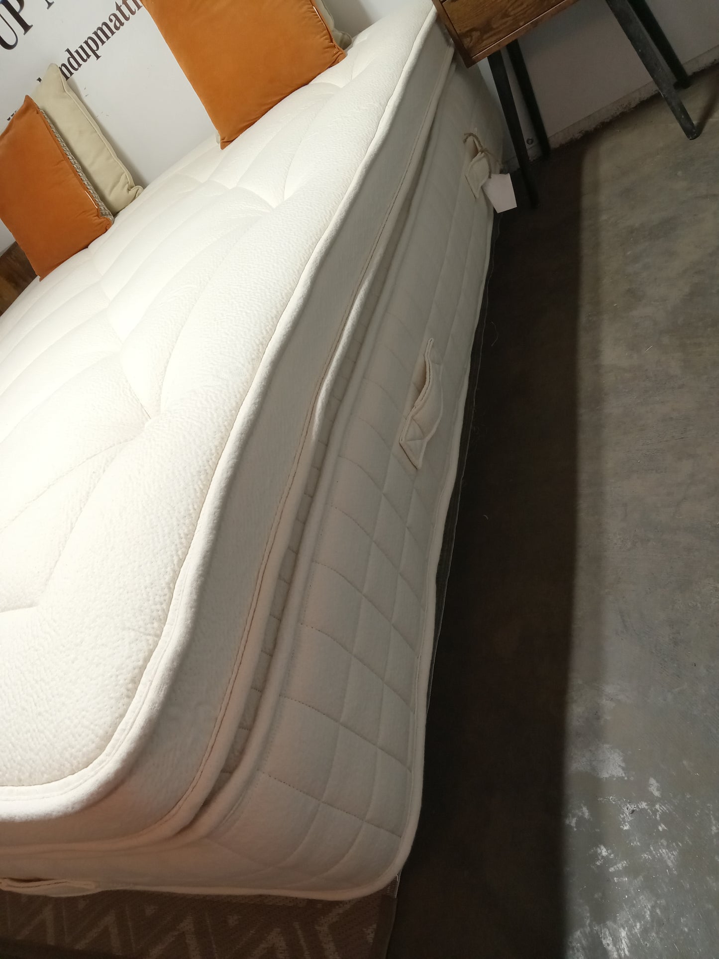 Avocado | Luxury Organic | 16" King mattress