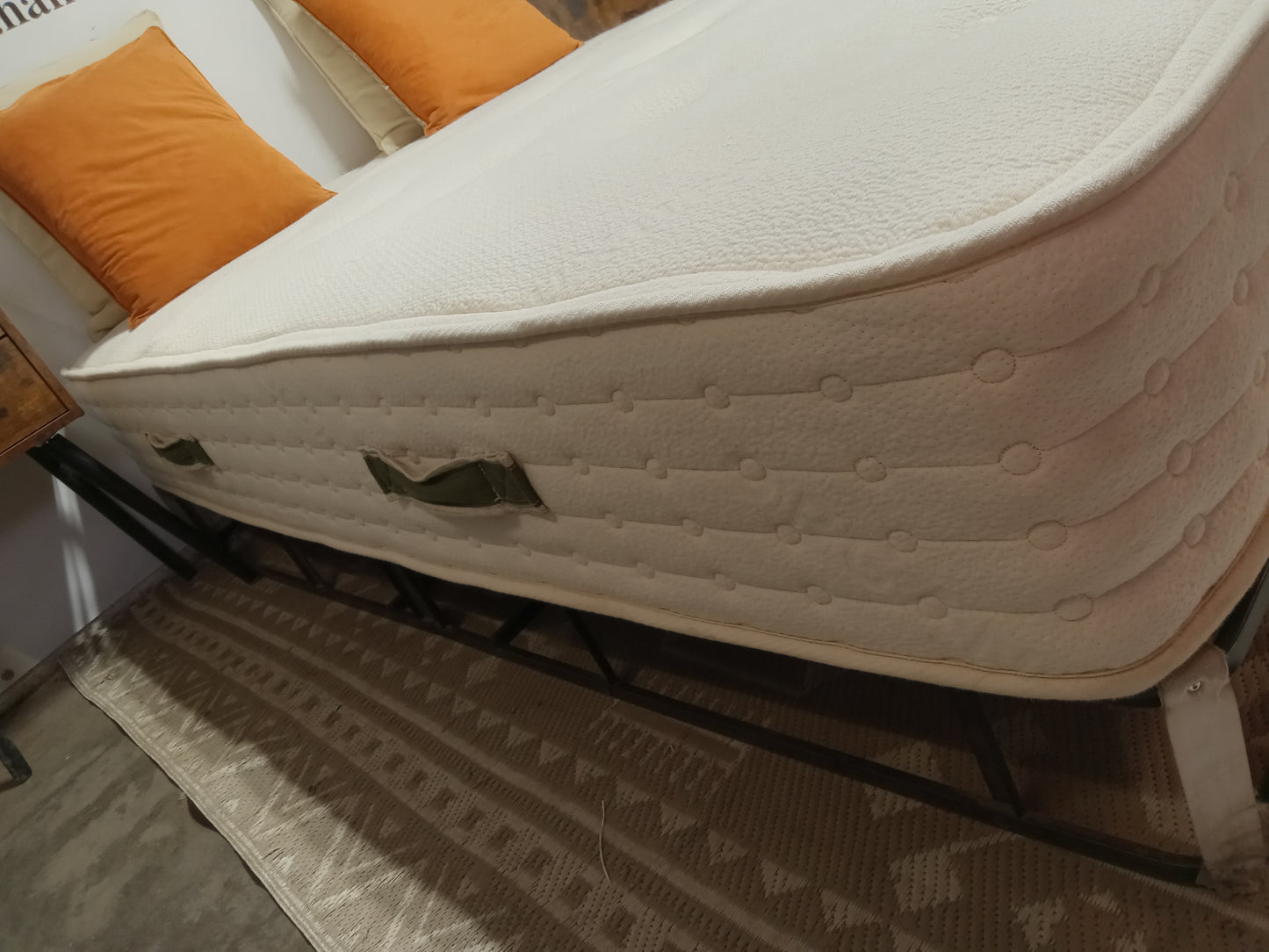 Avocado | Organic Hybrid | 10'' Full Mattress