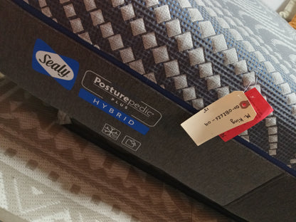 Sealy | Posturepedic Plus Albany Hybrid | 13" King Mattress