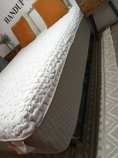 Bob-O-Pedic | Enchant Plush | 16" Queen Mattress