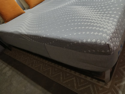 Sealy | Posturepedic Amhurst Hybrid | 11" Queen mattress