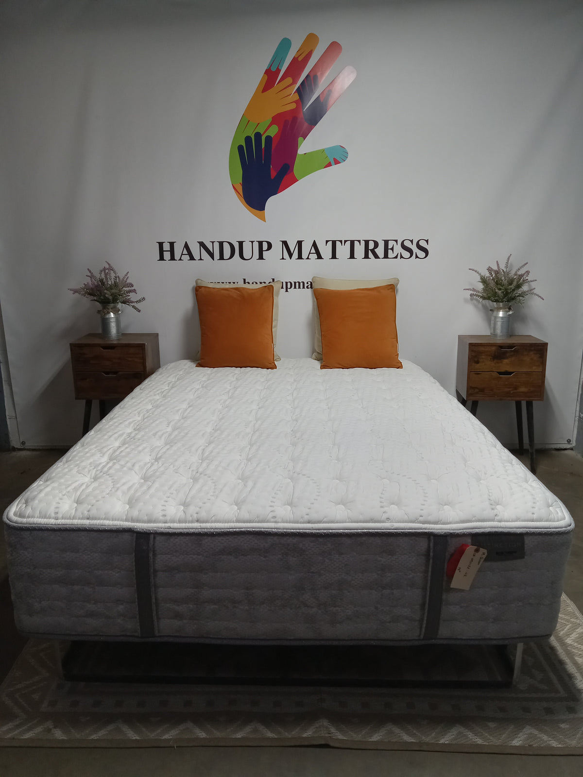 Bob-O-Pedic | Distinction Hybrid | 15" Queen Mattress
