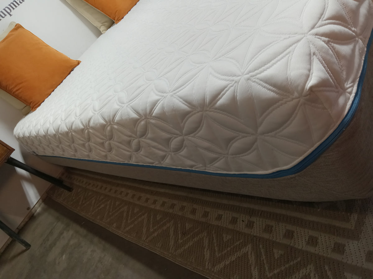 Tempur-Pedic | Tempur Cloud Supreme | 10" Queen Mattress