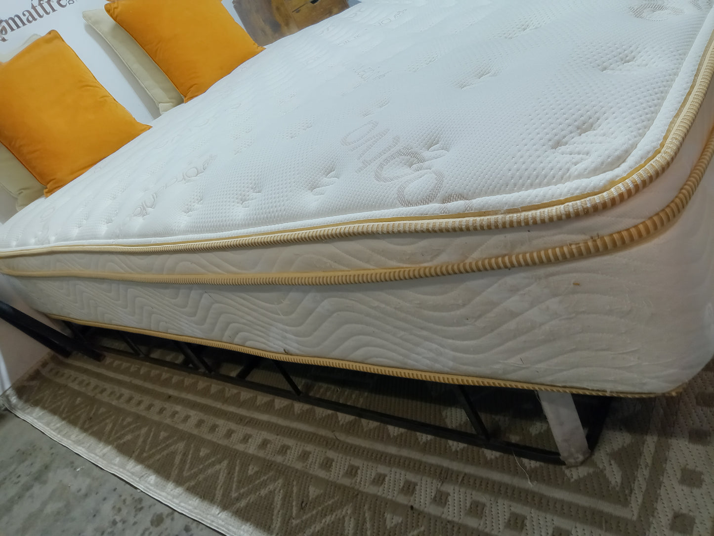 Saatva | Classic | Firm | 10" Queen Mattress