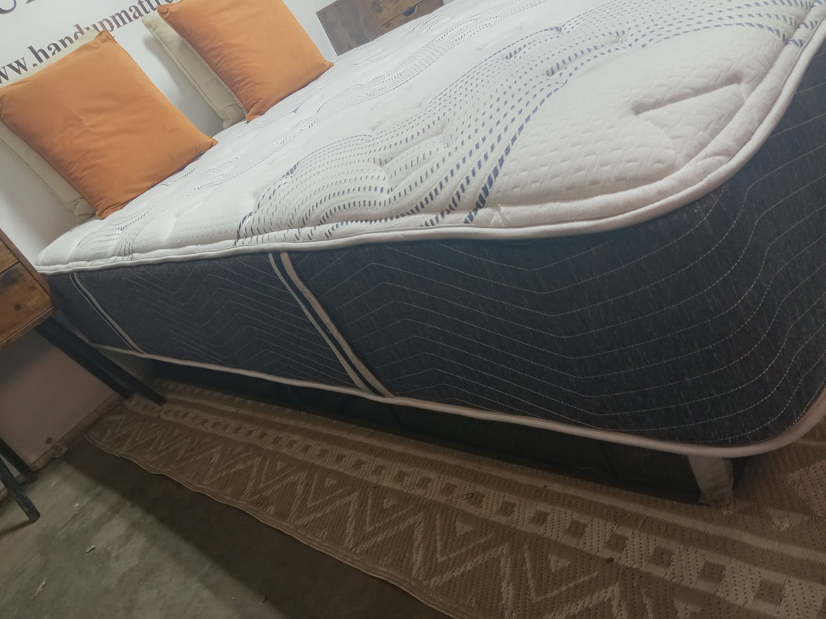 Therapedic | Therawrap 12" Hybrid | Queen Mattress