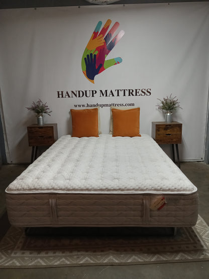 Aireloom | Vitagenic CopperTech Silver II 13.5" Firm Luxetop | Queen Mattress