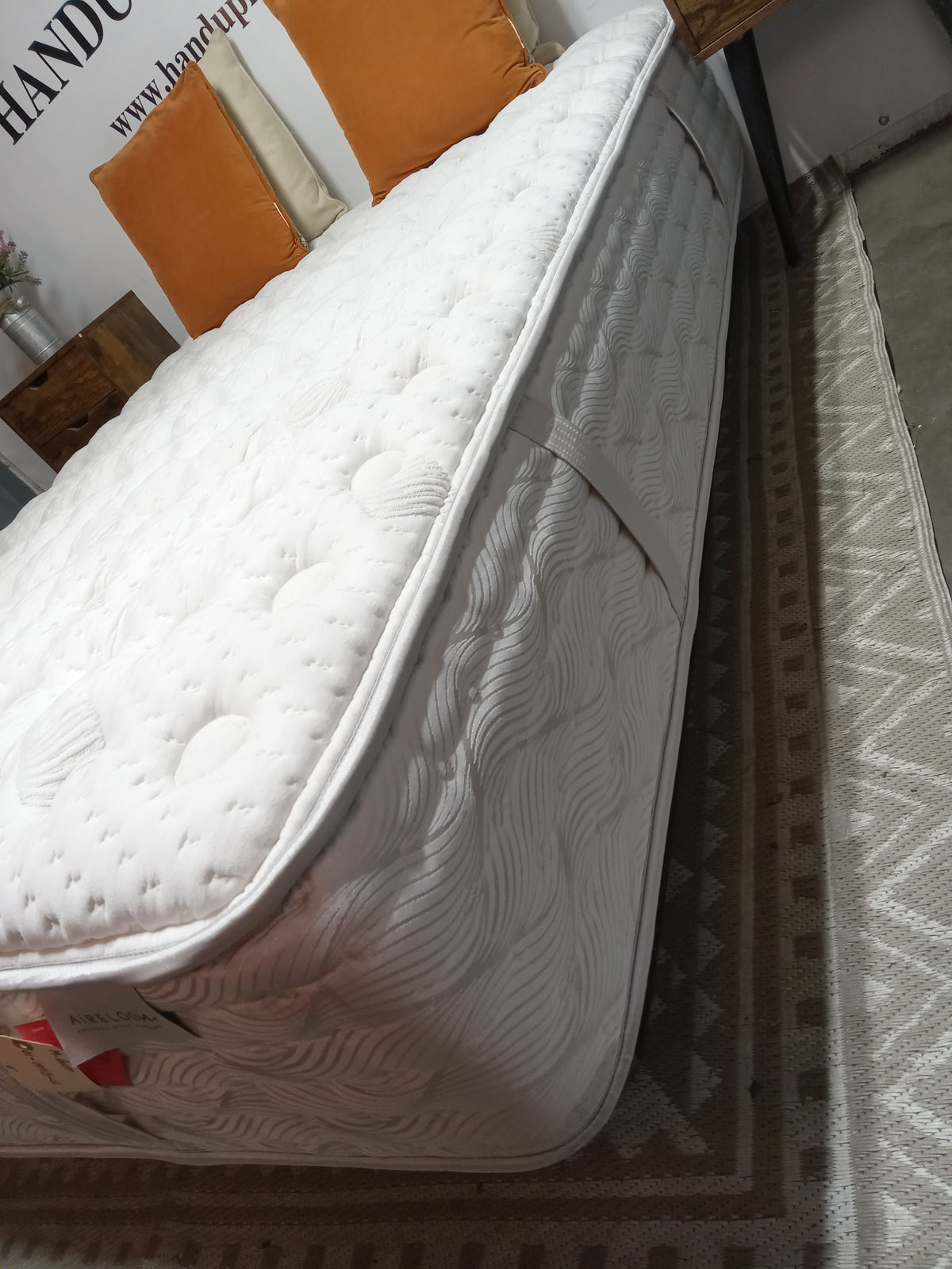 Aireloom | Vitagenic CopperTech Silver II 13.5" Firm Luxetop | Queen Mattress