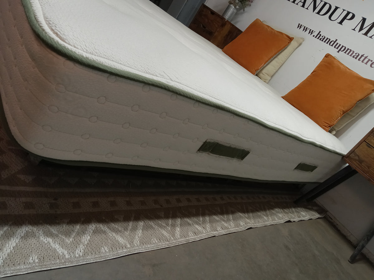 Avocado | Green 11" | Queen Mattress