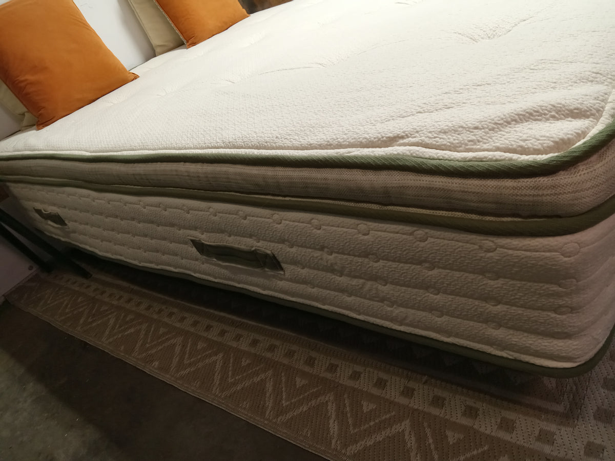 Avocado | Green 14" | Queen Mattress