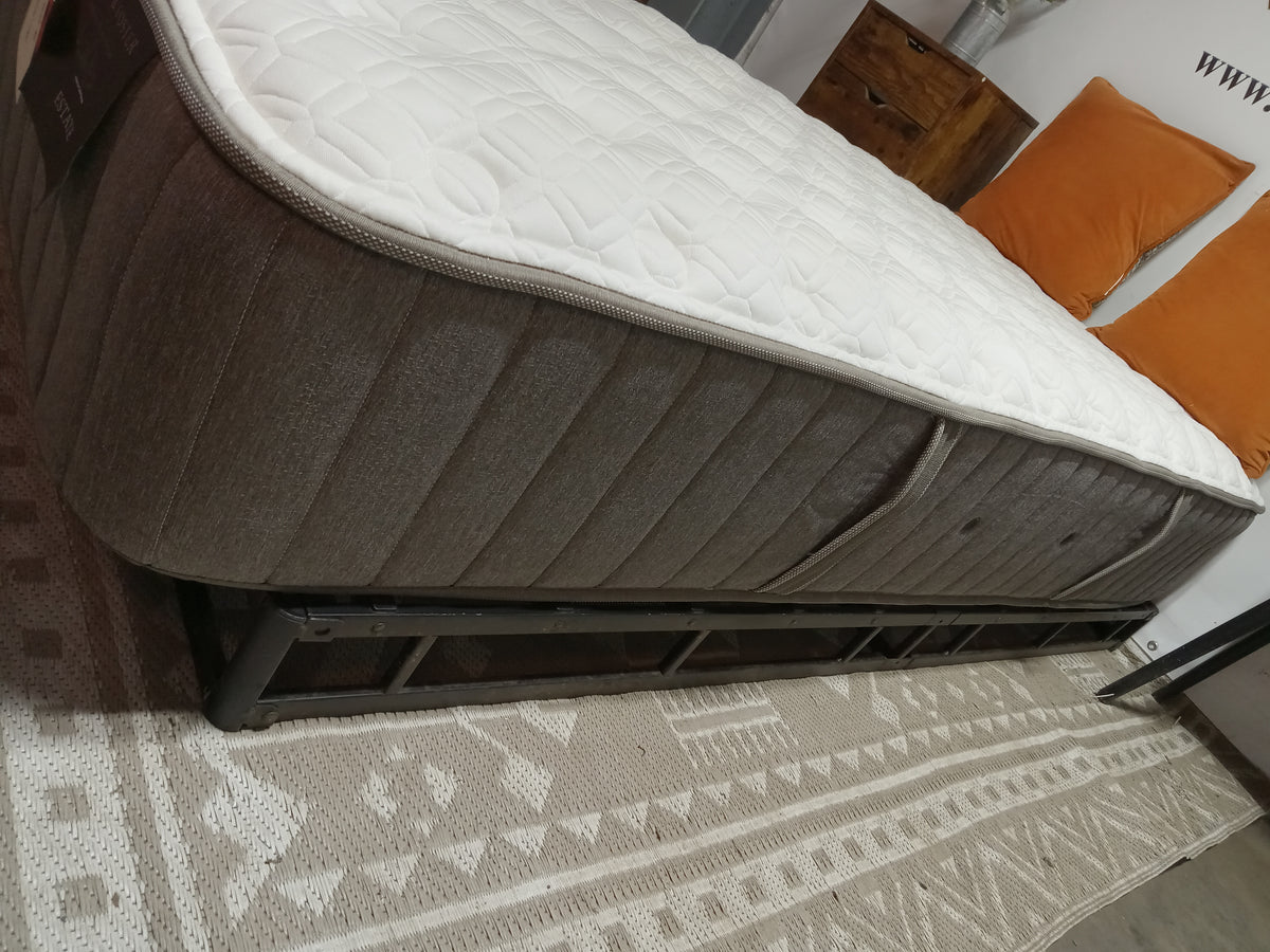 Stearns & Foster | Estate 11" | Twin XL Mattress
