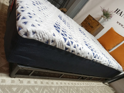 Sleepy’s by Sealy | Hybrid 10" | Twin XL Mattress