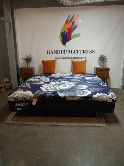 Sleepy’s by Sealy | Premier Hybrid 13" | King Mattress