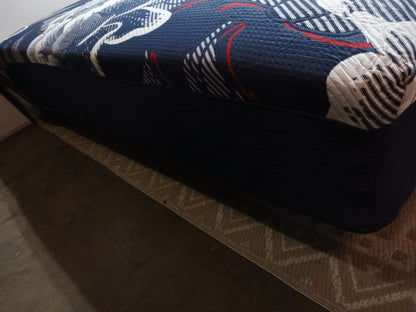 Sleepy’s by Sealy | Premier Hybrid 13" | King Mattress