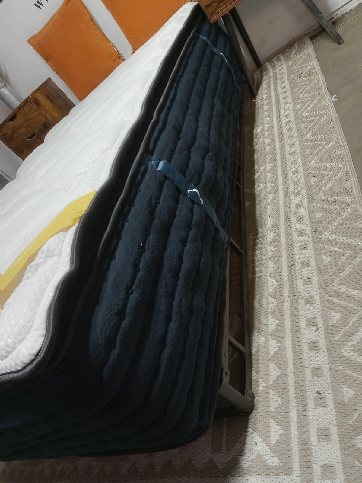 DreamCloud | Luxe Hybrid 14" | Twin XL Mattress