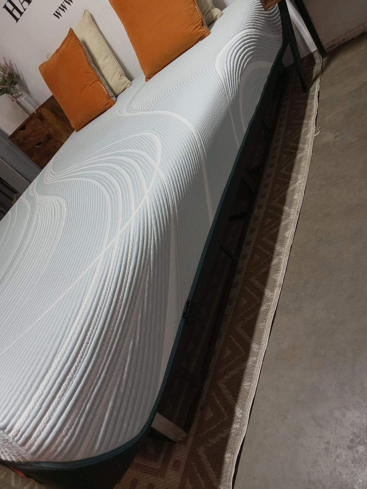 TEMPUR-Pedic | TEMPUR-Cloud Adapt 10" | Queen Mattress