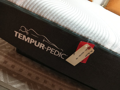 TEMPUR-Pedic | TEMPUR-Cloud Adapt 10" | Queen Mattress