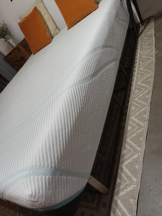 TEMPUR-Pedic | ProAdapt 12" | Queen Mattress