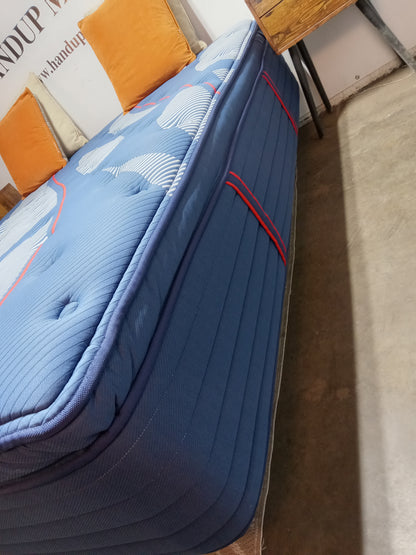 Sealy | Posturepedic Elite 16" | King Mattress