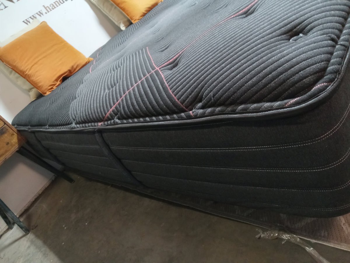 Beautyrest | Black C-Class 12" | King Mattress