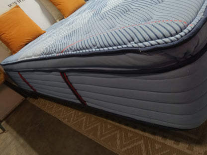 Sealy | Posturepedic Pro Hybrid Lacey II Firm 13" | Queen Mattress