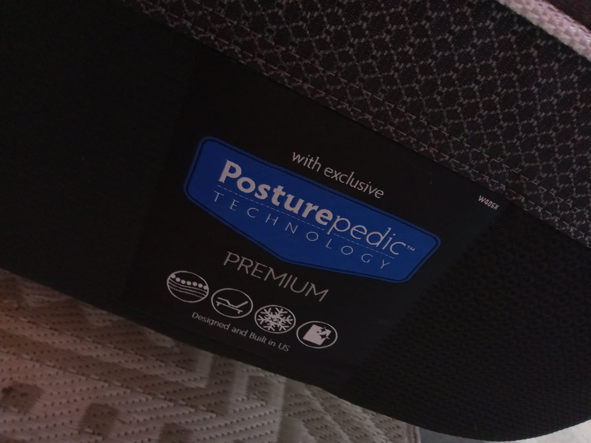 Sealy | Posturepedic Premium Silver Chill Plush Hybrid 14" | King Mattress