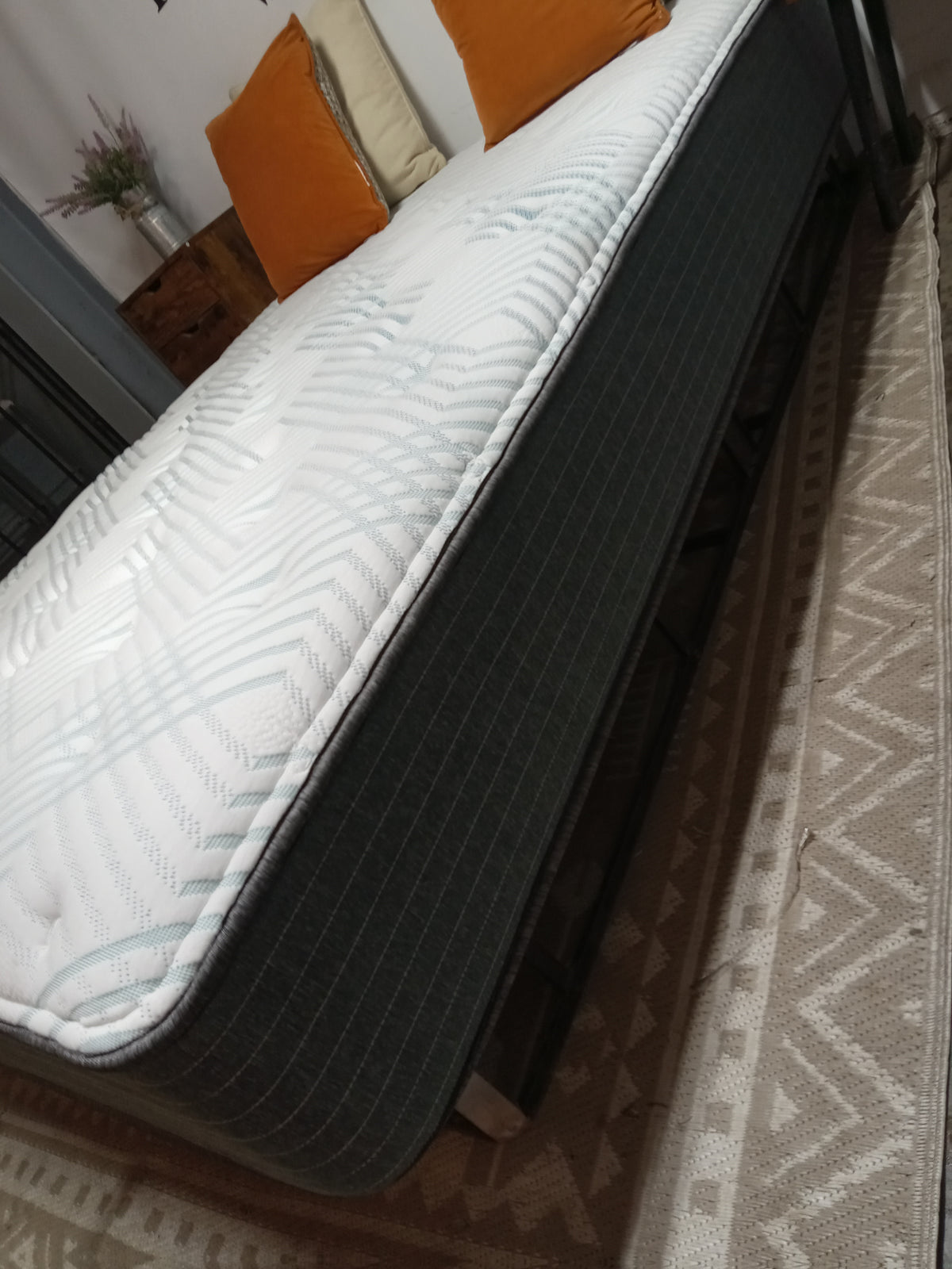 Beautyrest | PressureSmart Standard Plush 10" | Queen Mattress