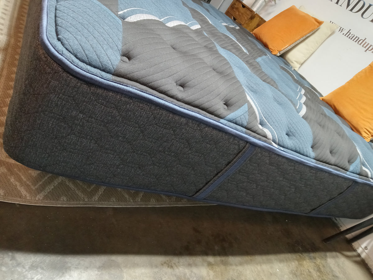Beautyrest | World Class 14.5" | King Mattress
