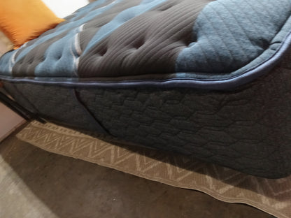 Beautyrest | World Class 14.5" | King Mattress