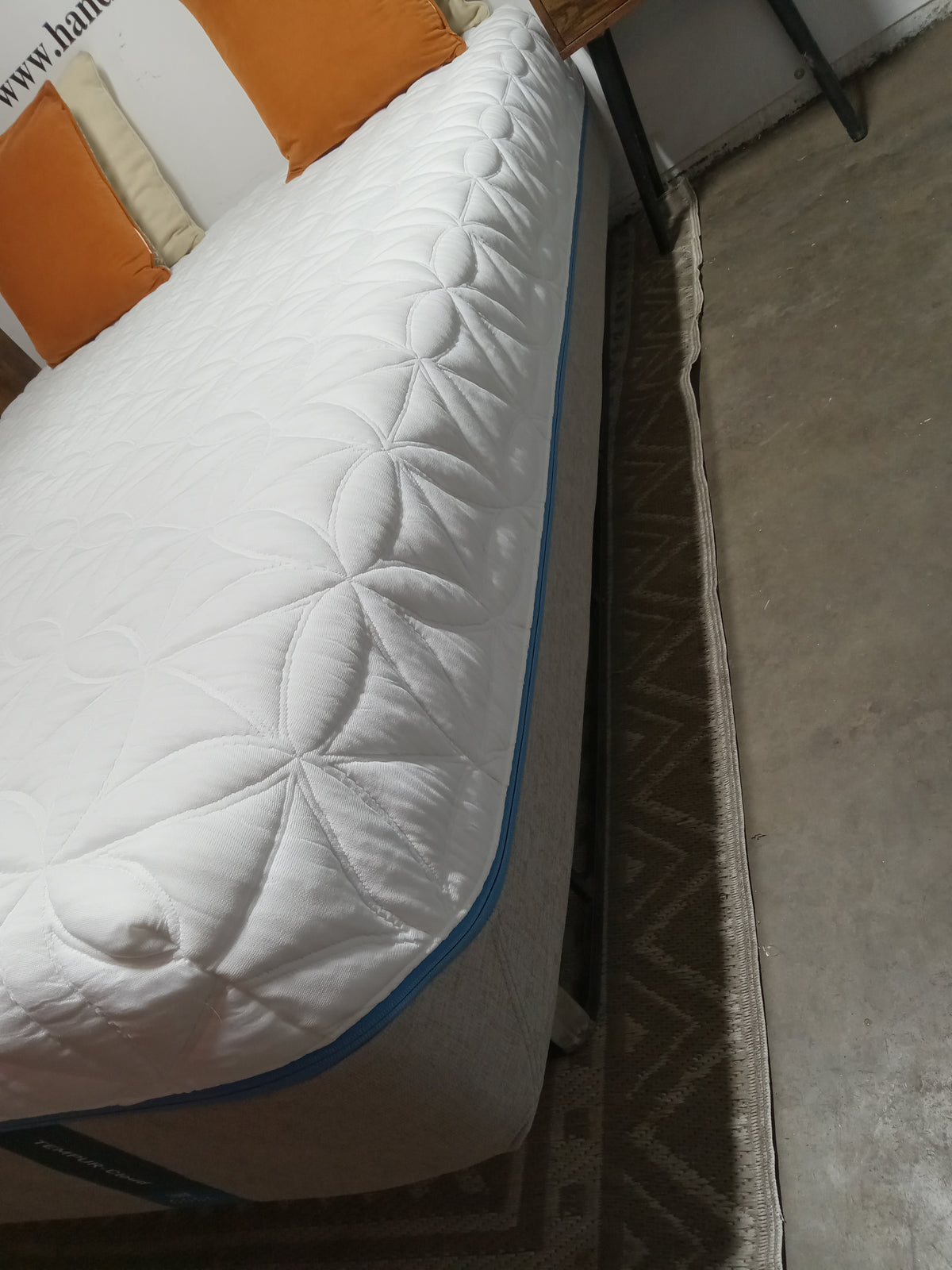 Tempur-Pedic | TEMPUR-Cloud Luxe 13.5" | Queen Mattress