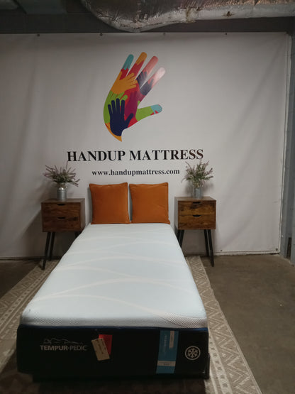 Tempur-Pedic | TEMPUR-LuxeBreeze Soft 13" | Twin XL Mattress