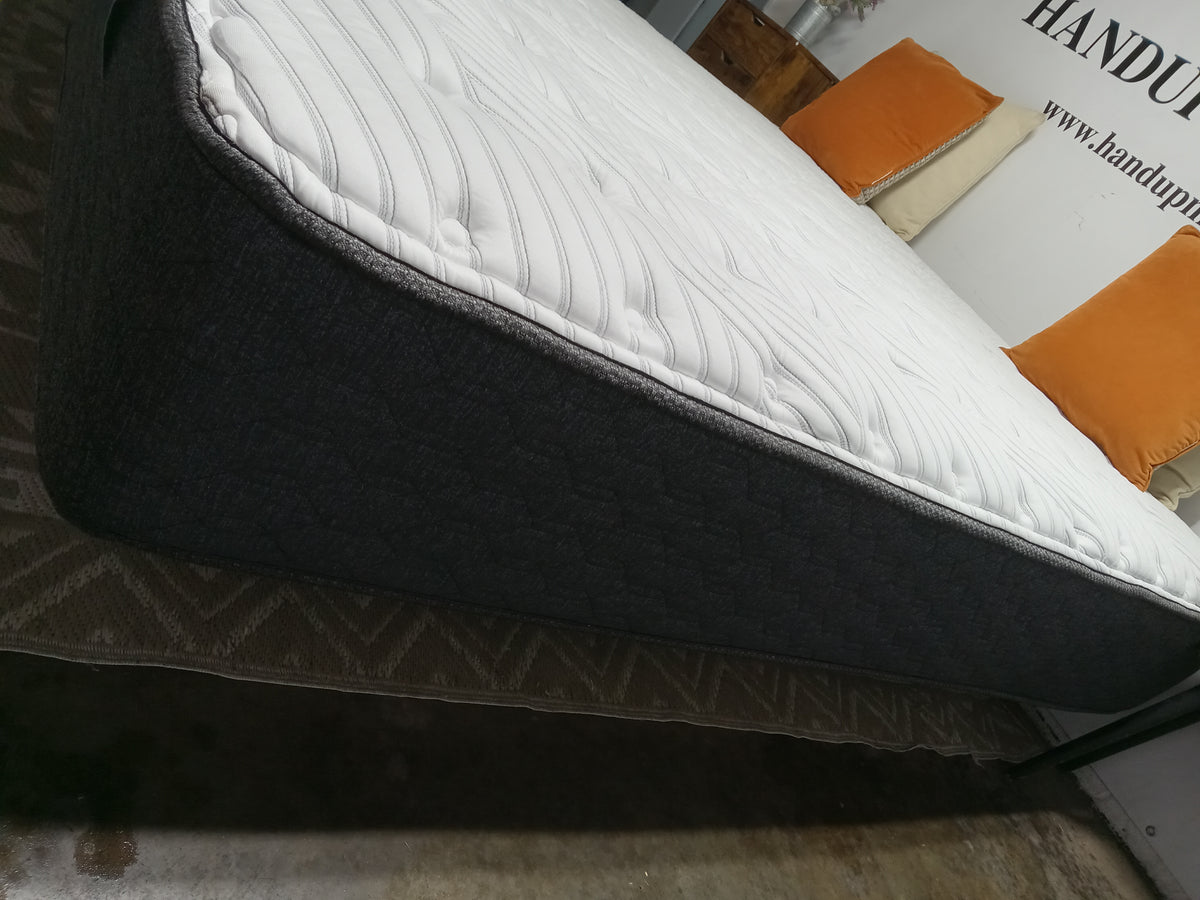 Beautyrest | Xtra Incredible Medium 13" | King Mattress
