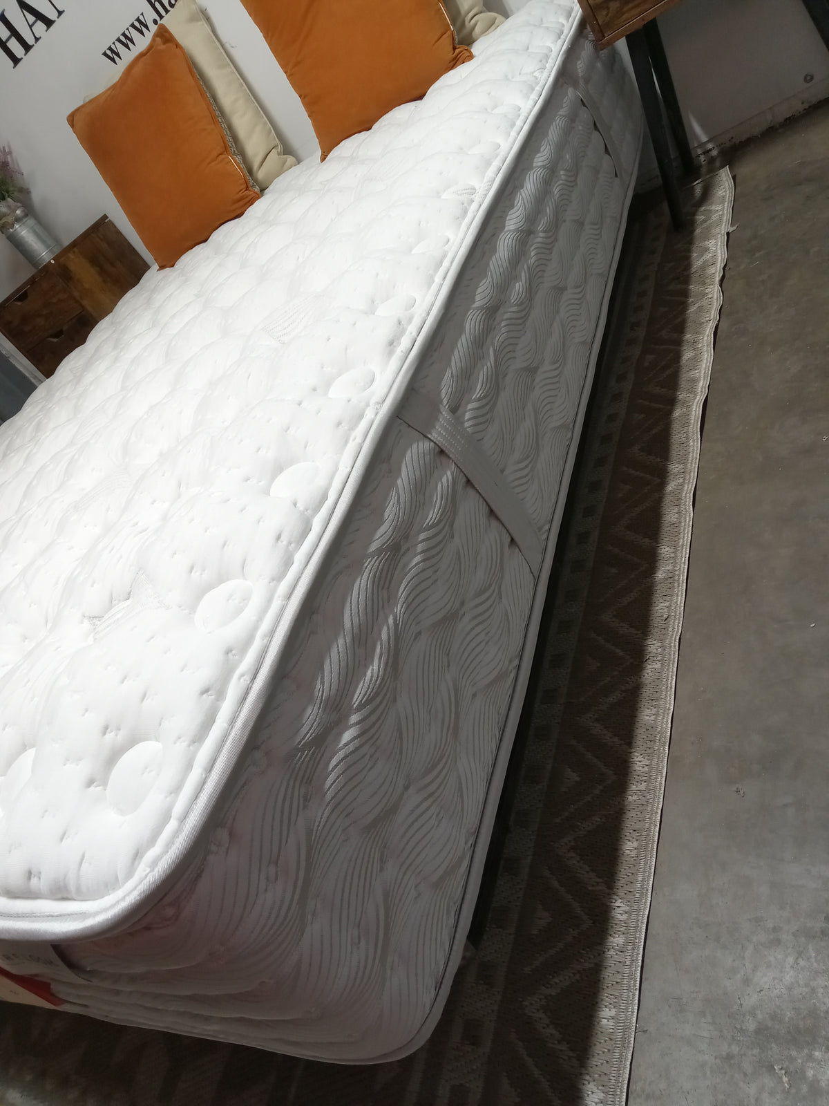 Aireloom | Timeless Odyssey II Cypress Firm | Queen Mattress
