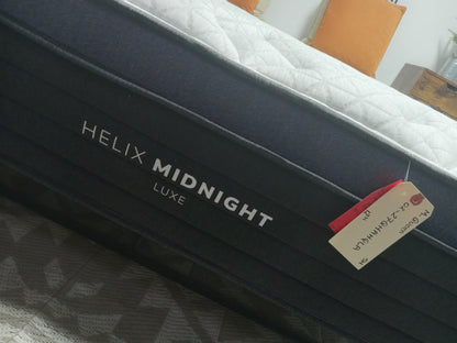 Helix | Midnight Luxe Hybrid Medium Pillow Top 13.5" | Queen Mattress